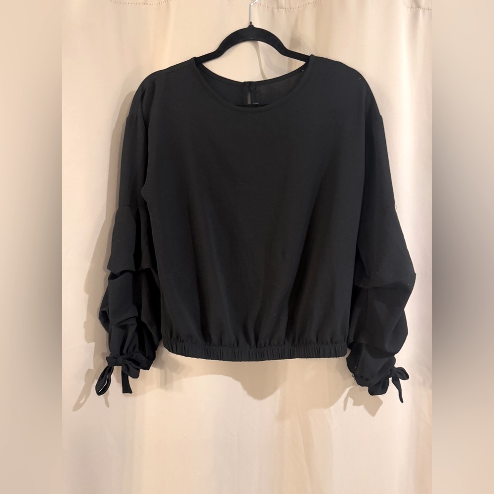 Women’s Black MM Ruffle Blouse